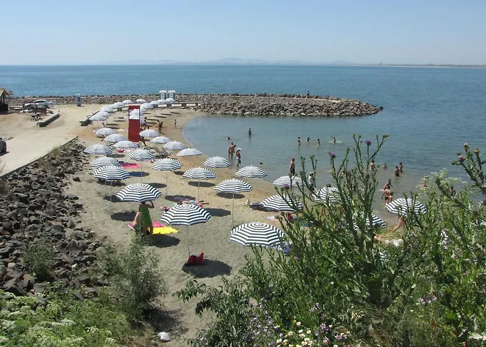 Pool And In Marina Cape