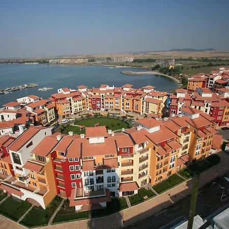 Appartement Pool And In Marina Cape