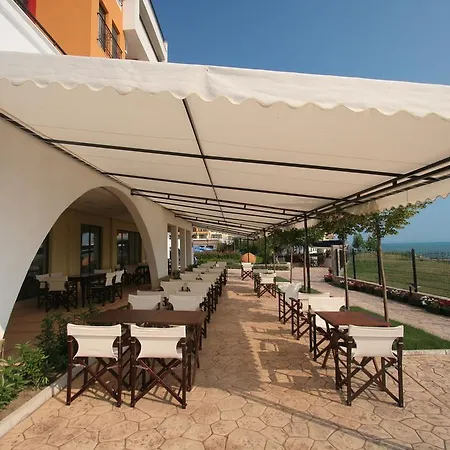 Appartement Pool And In Marina Cape